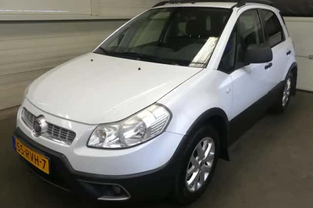 Fiat Sedici (2011) thumbnail 1