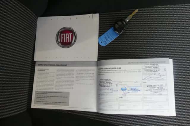 Fiat Sedici (2011) thumbnail 5