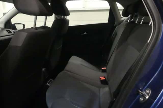 Volkswagen Polo (2016) thumbnail 4