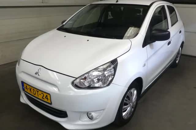 Mitsubishi Space Star (2013) thumbnail 1