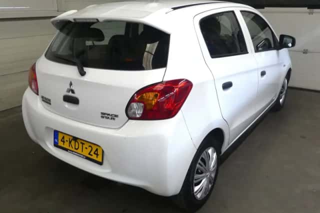 Mitsubishi Space Star (2013) thumbnail 6