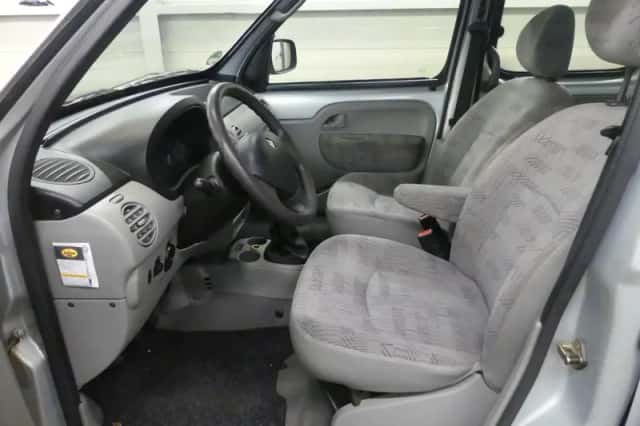 Renault Kangoo (2006) thumbnail 2