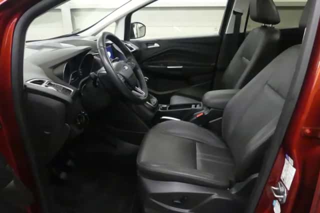 Ford C-Max (2017) thumbnail 2