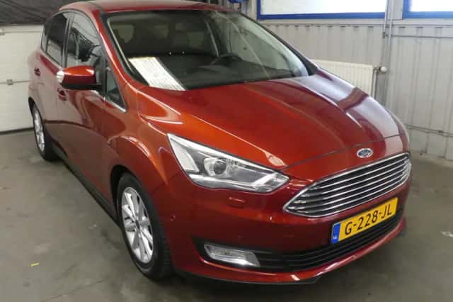 Ford C-Max (2017) thumbnail 3