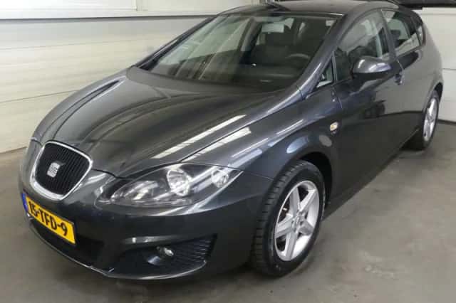 SEAT Leon (2011) thumbnail 1
