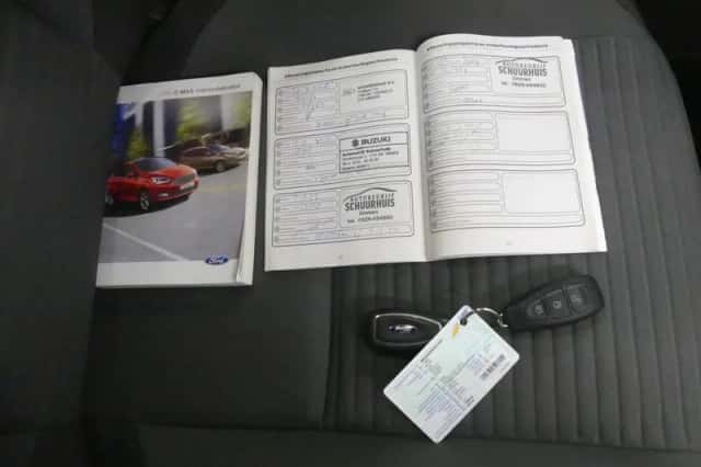 Ford C-Max (2015) thumbnail 5