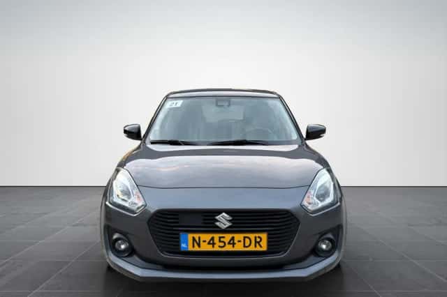 Suzuki Swift (2017) thumbnail 4
