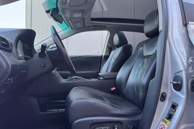 Lexus RX (2011) thumbnail 4
