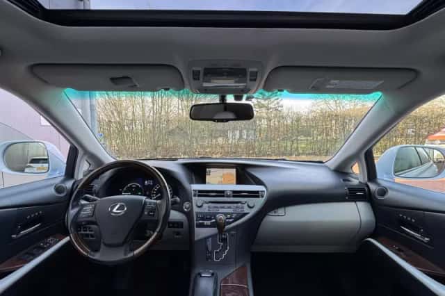 Lexus RX (2009) thumbnail 4