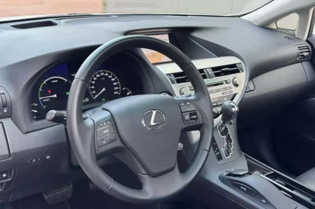 Lexus RX (2012) thumbnail 4