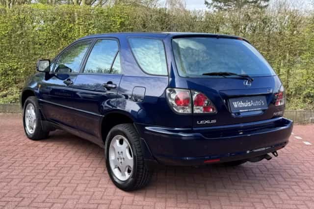 Lexus RX (2003) thumbnail 4
