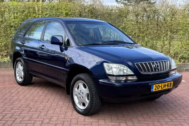 Lexus RX (2003) thumbnail 6