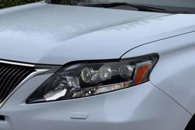 Lexus RX (2011) thumbnail 6