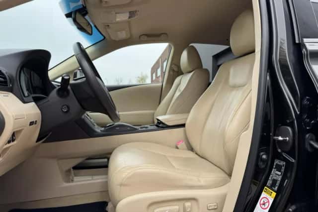 Lexus RX (2010) thumbnail 5