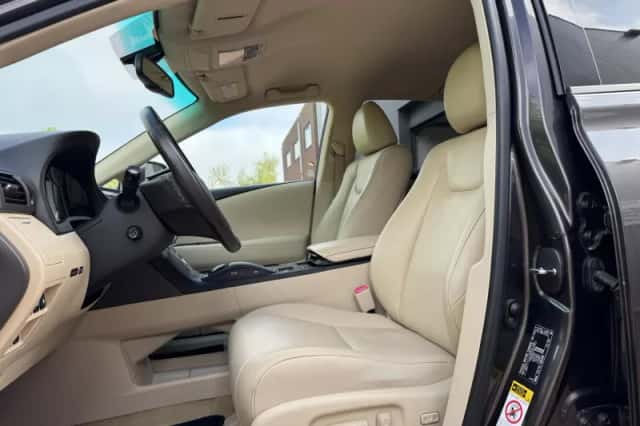 Lexus RX (2010) thumbnail 5