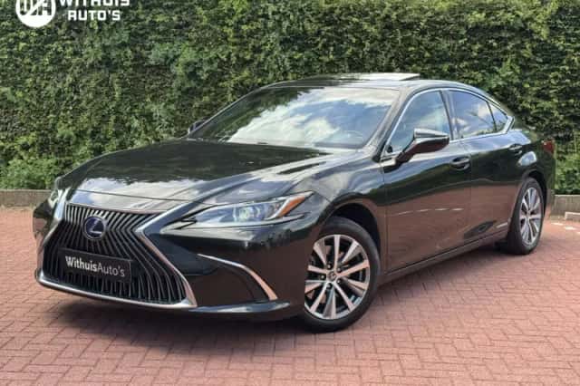 Lexus ES (2020) thumbnail 1