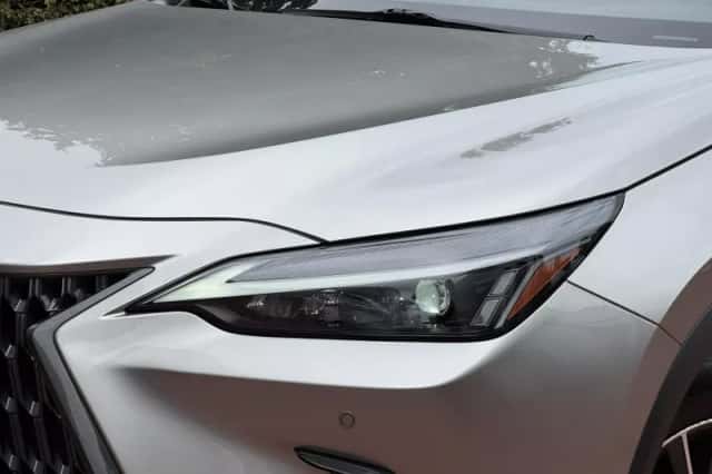 Lexus NX (2022) thumbnail 6