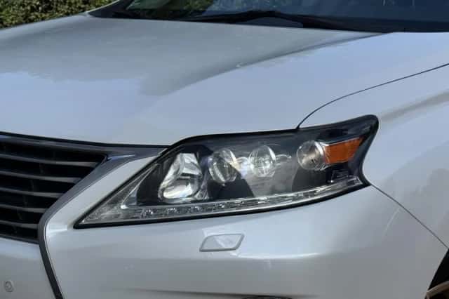 Lexus RX (2012) thumbnail 6