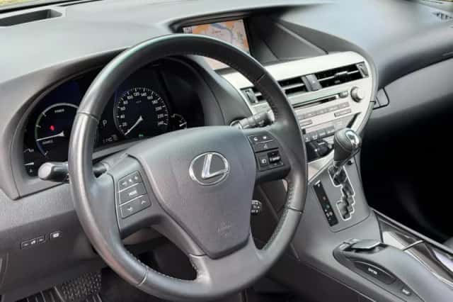 Lexus RX (2012) thumbnail 2