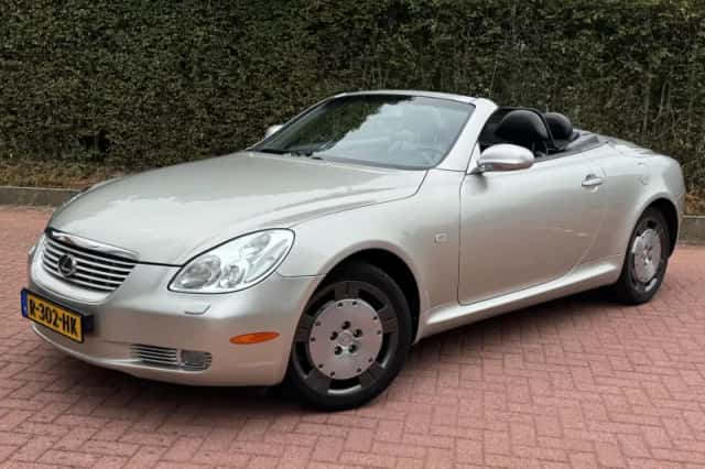 Lexus SC (2001) thumbnail 3