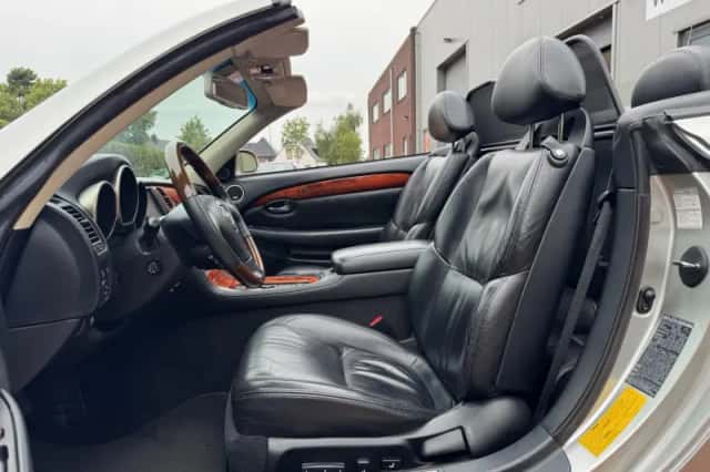 Lexus SC (2001) thumbnail 4