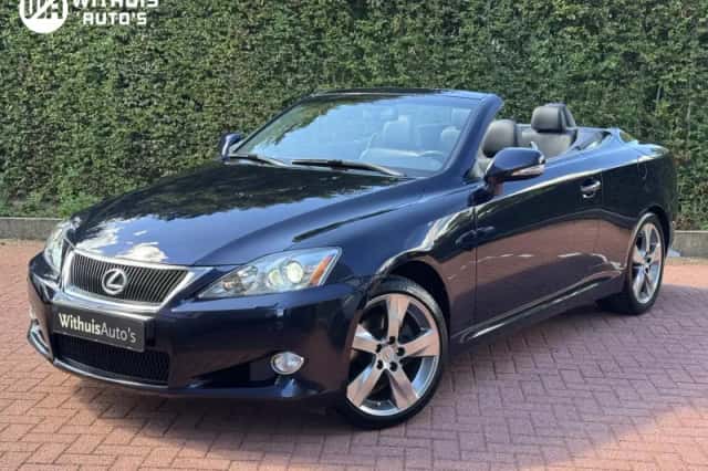 Lexus IS (2010) thumbnail 1