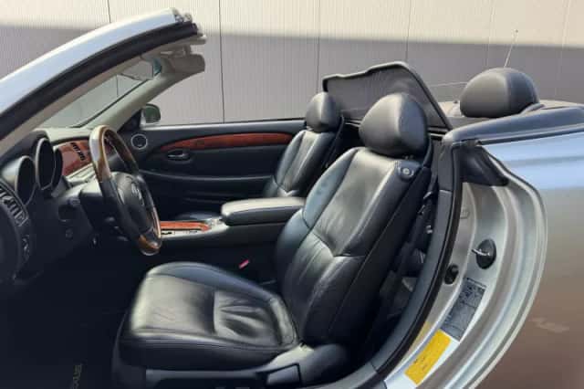 Lexus SC (2001) thumbnail 2