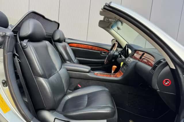 Lexus SC (2001) thumbnail 4