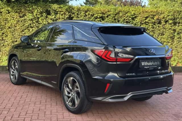 Lexus RX (2018) thumbnail 3