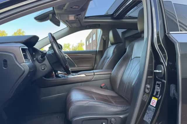 Lexus RX (2018) thumbnail 4