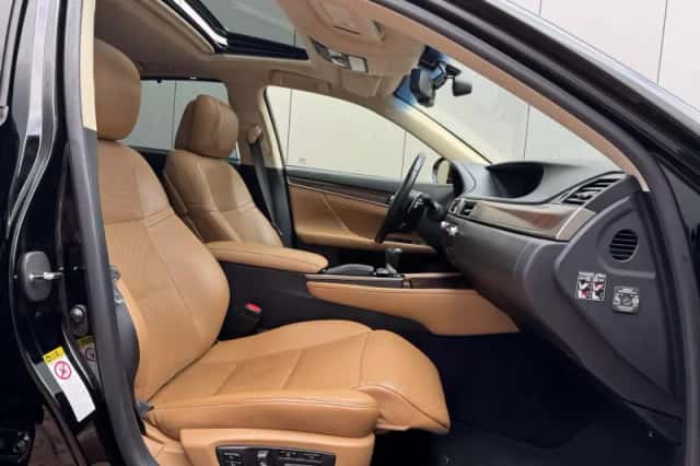 Lexus GS (2012) thumbnail 3