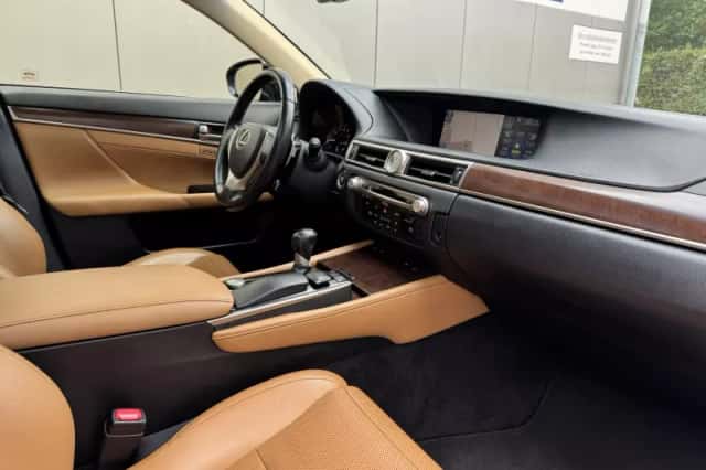 Lexus GS (2012) thumbnail 5