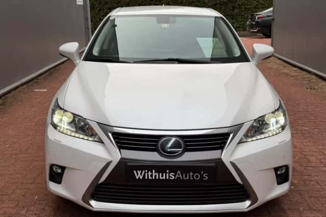 Lexus CT (2014) thumbnail 3