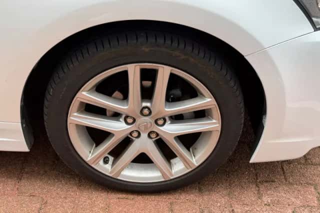 Lexus CT (2014) thumbnail 6