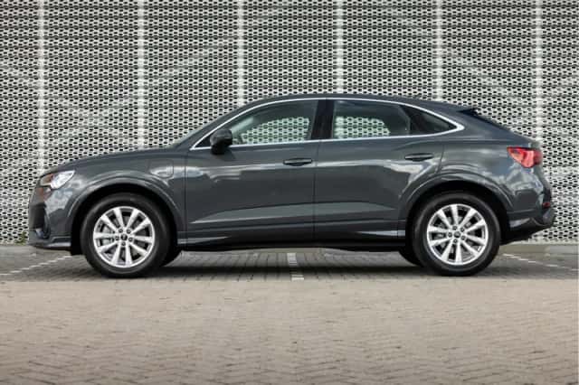 Audi Q3 Sportback (2023) thumbnail 3