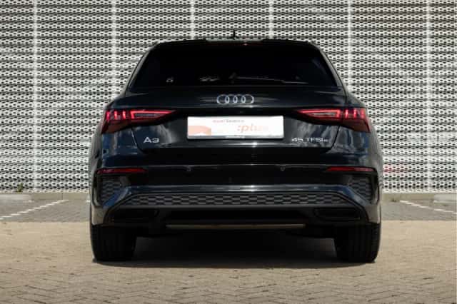 Audi A3 (2023) thumbnail 6