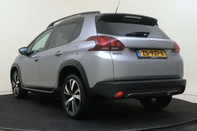 Peugeot 2008 (2019) thumbnail 4