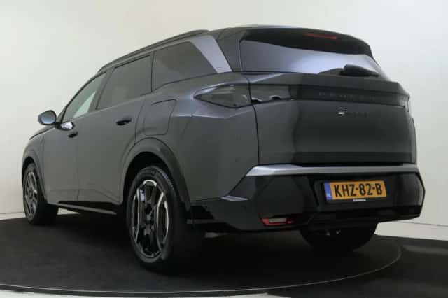 Peugeot E-5008 (2026) thumbnail 4
