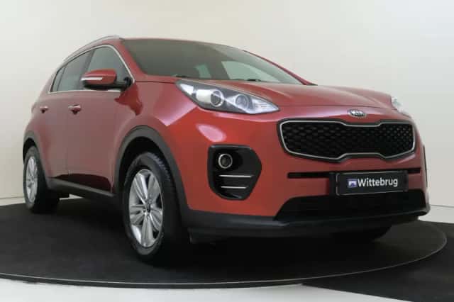 Kia Sportage (2016) thumbnail 3