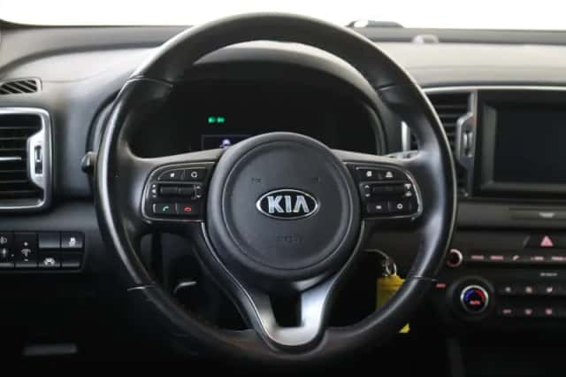 Kia Sportage (2016) thumbnail 6