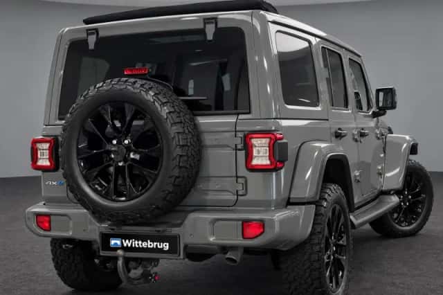 Jeep Wrangler (2022) thumbnail 2