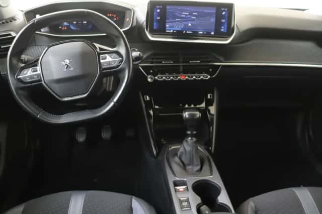 Peugeot 2008 (2020) thumbnail 5