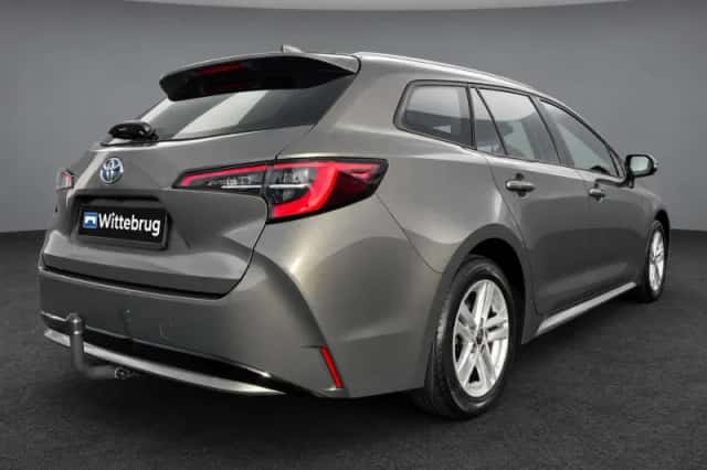 Toyota Corolla (2021) thumbnail 6