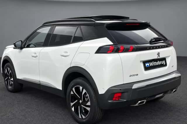 Peugeot 2008 (2021) thumbnail 3