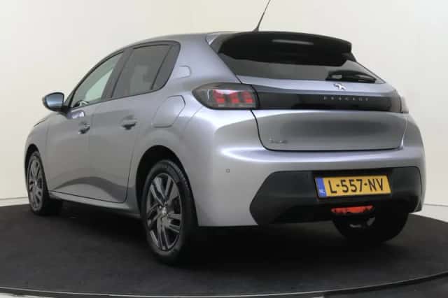 Peugeot 208 (2021) thumbnail 4