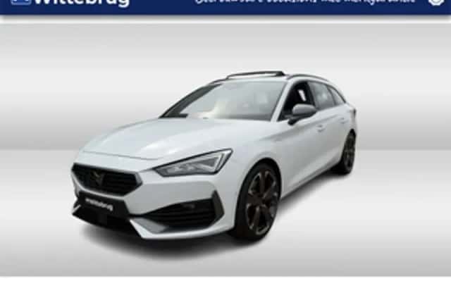 CUPRA Leon Sportstourer (2023) thumbnail 1