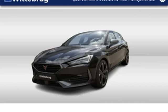 CUPRA Leon (2023) thumbnail 1