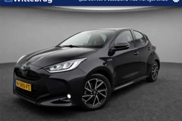 Toyota Yaris (2021) thumbnail 1