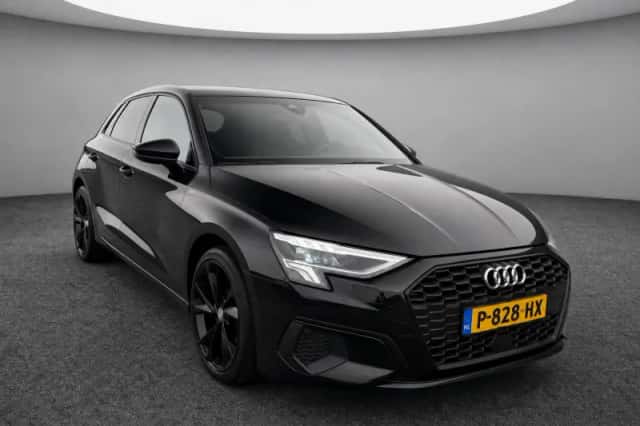 Audi A3 (2021) thumbnail 4