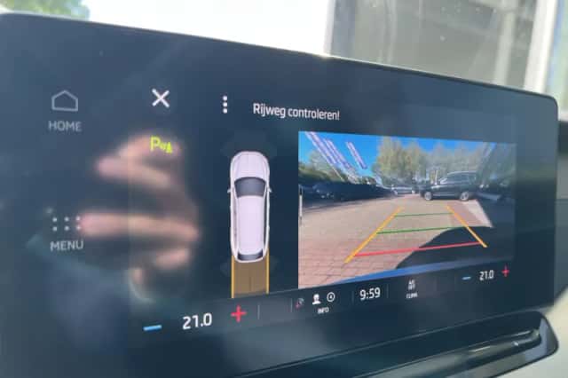 Škoda Octavia (2020) thumbnail 6